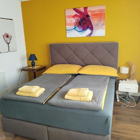 Waldeslust Warmbad Mit Balkon Und Privatem Parkplatz Apartment Villach Exterior photo