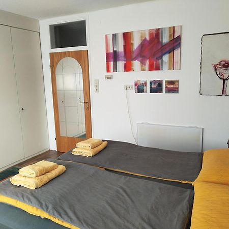 Waldeslust Warmbad Mit Balkon Und Privatem Parkplatz Apartment Villach Exterior photo